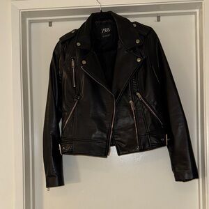 Zara Women's Sleek Black Leather Biker Jacket